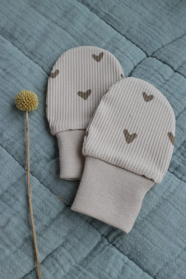 krabwantjes hartjes beige